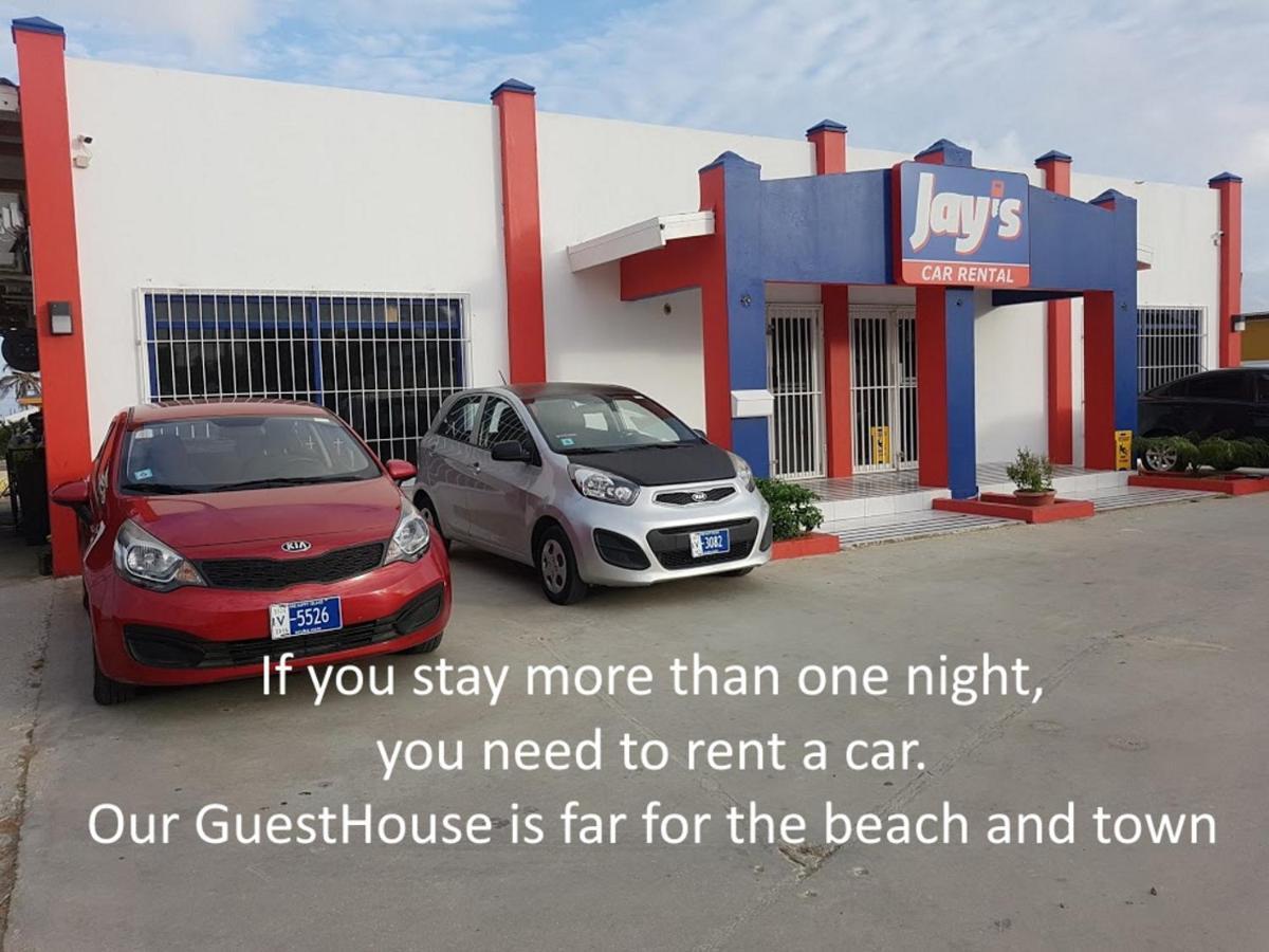 Varadero Marina Airport Guests Rooms Oranjestad Exteriér fotografie