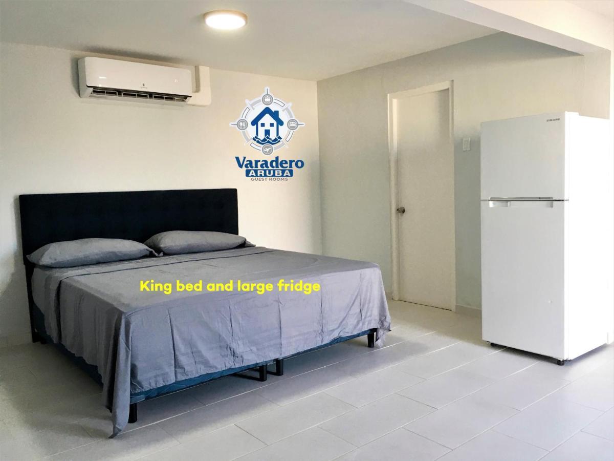 Varadero Marina Airport Guests Rooms Oranjestad Exteriér fotografie